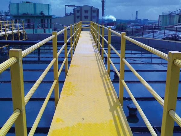 FRP ladder rung handrails
