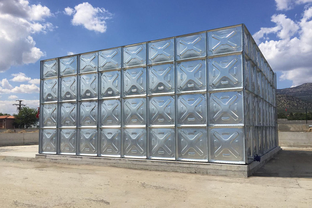 Calvanized Water Tank