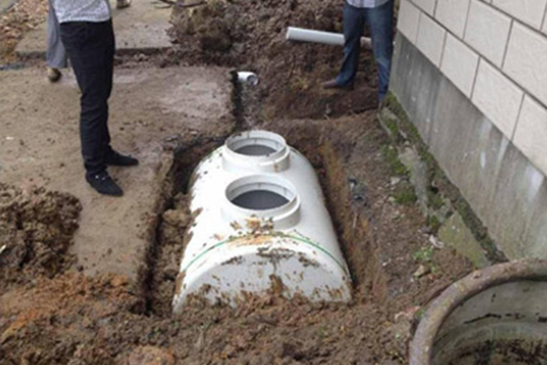 Fiberglass Molded Septic Tanks-1