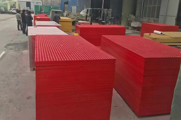 Fiberglass Grating Factory Workshop-13