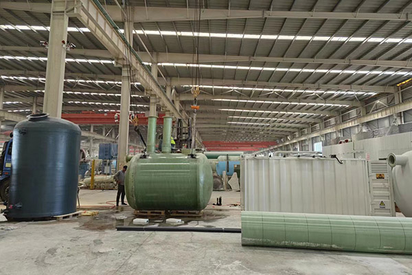 FIBERGLASS SEWAGE TREATMENT EQUIPMENT FACTORY WORKSHOP-2